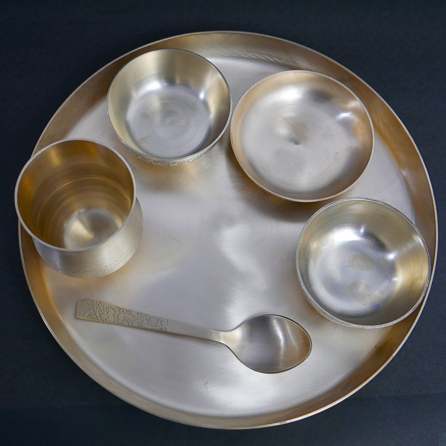 Kansa Thali Set with Matte Finish, perfect for your pooja rituals, crafted with high-quality kansa material at www.hiretails.com