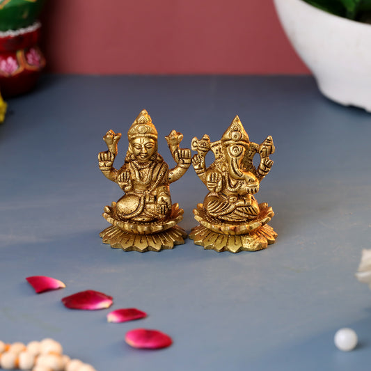 Beautiful brass Laxmi Ganesh Idol on Lotus for home mandir and puja, handcrafted with fine details at www.hiretails.com